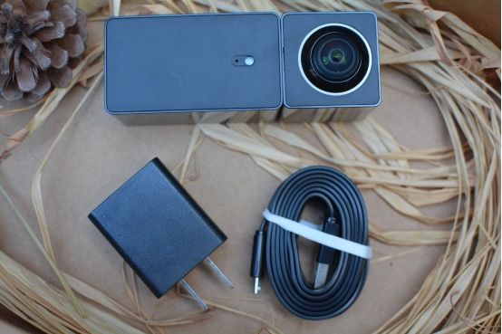 小米有品上新:199元,720全景视野,四窗实时监控