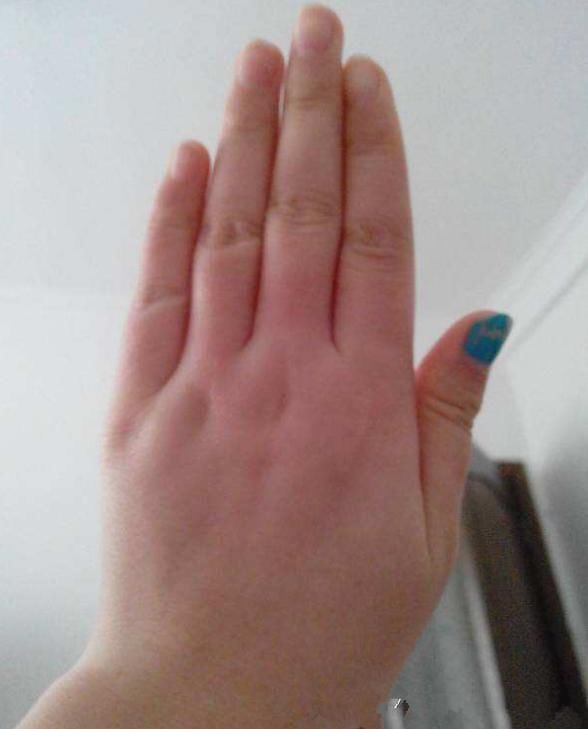 女性手相有此纹,十人九福!手如伏龟,富贵何愁!