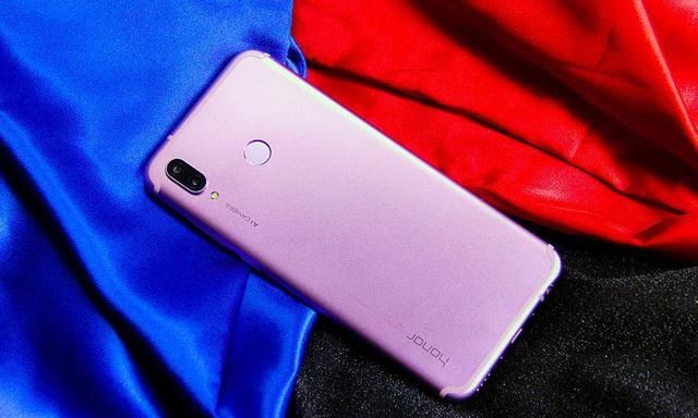 618京东手机实时销售榜:荣耀手机实力碾压小米