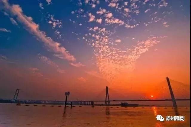 跟江阴大桥假日堵说再见 江苏3年将建10条过