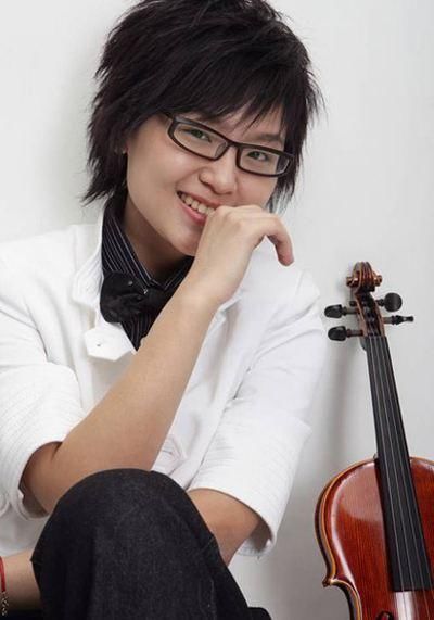 十位明星出道前照片,范冰冰最漂亮,蒋欣最尴尬