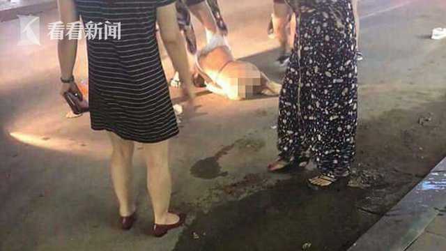 越南女子惩罚 小三 在其身上洒鱼露和辣椒粉