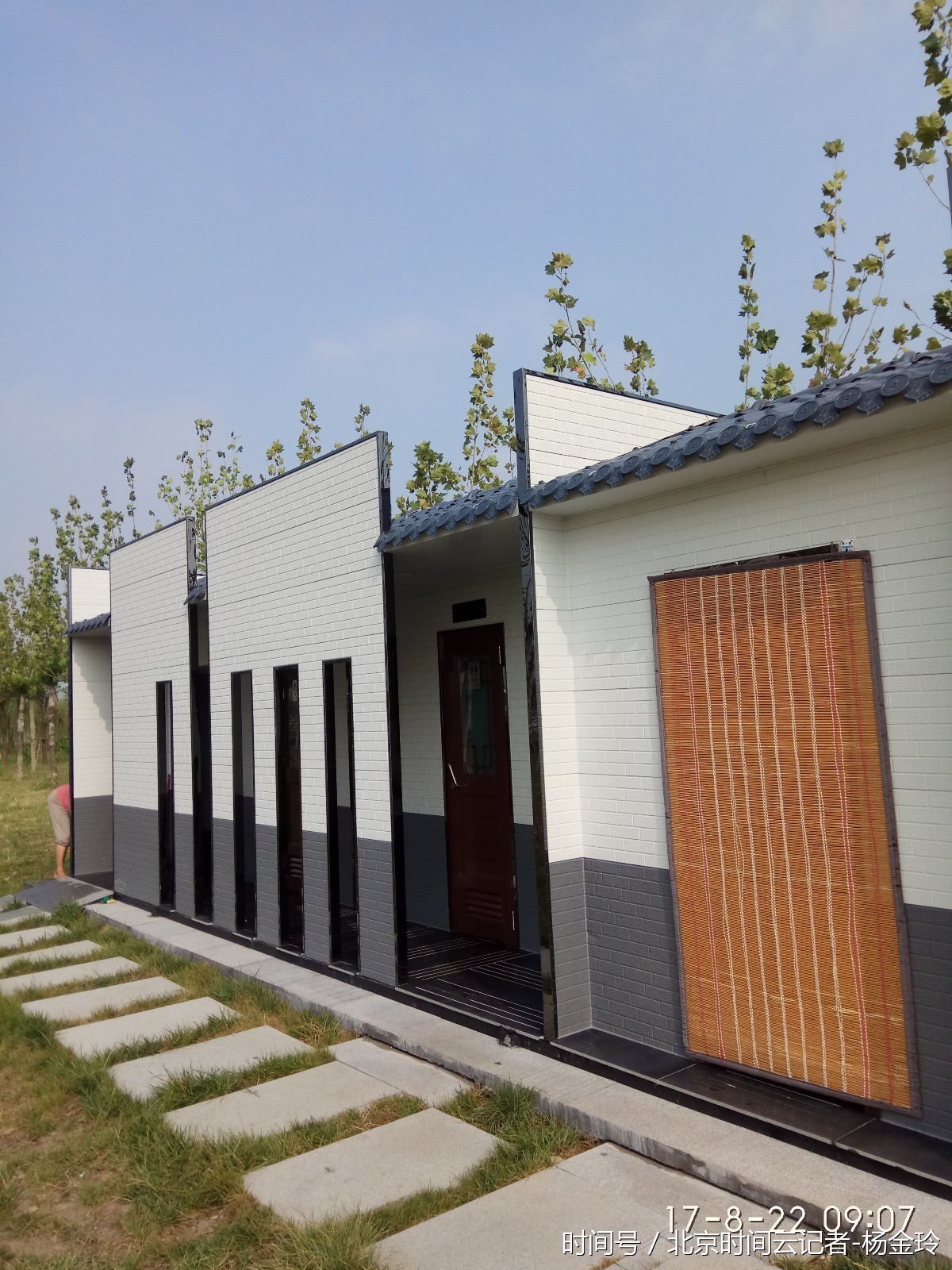 郑州有座公厕很时髦,人在方便时竟有背景音乐,很舒缓