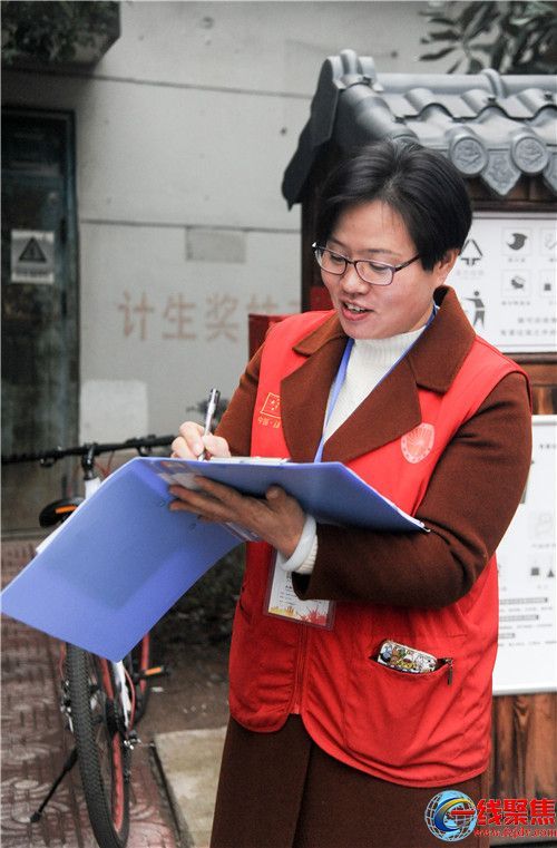 垃圾分类贵在坚持,居民的支持是我们的动力