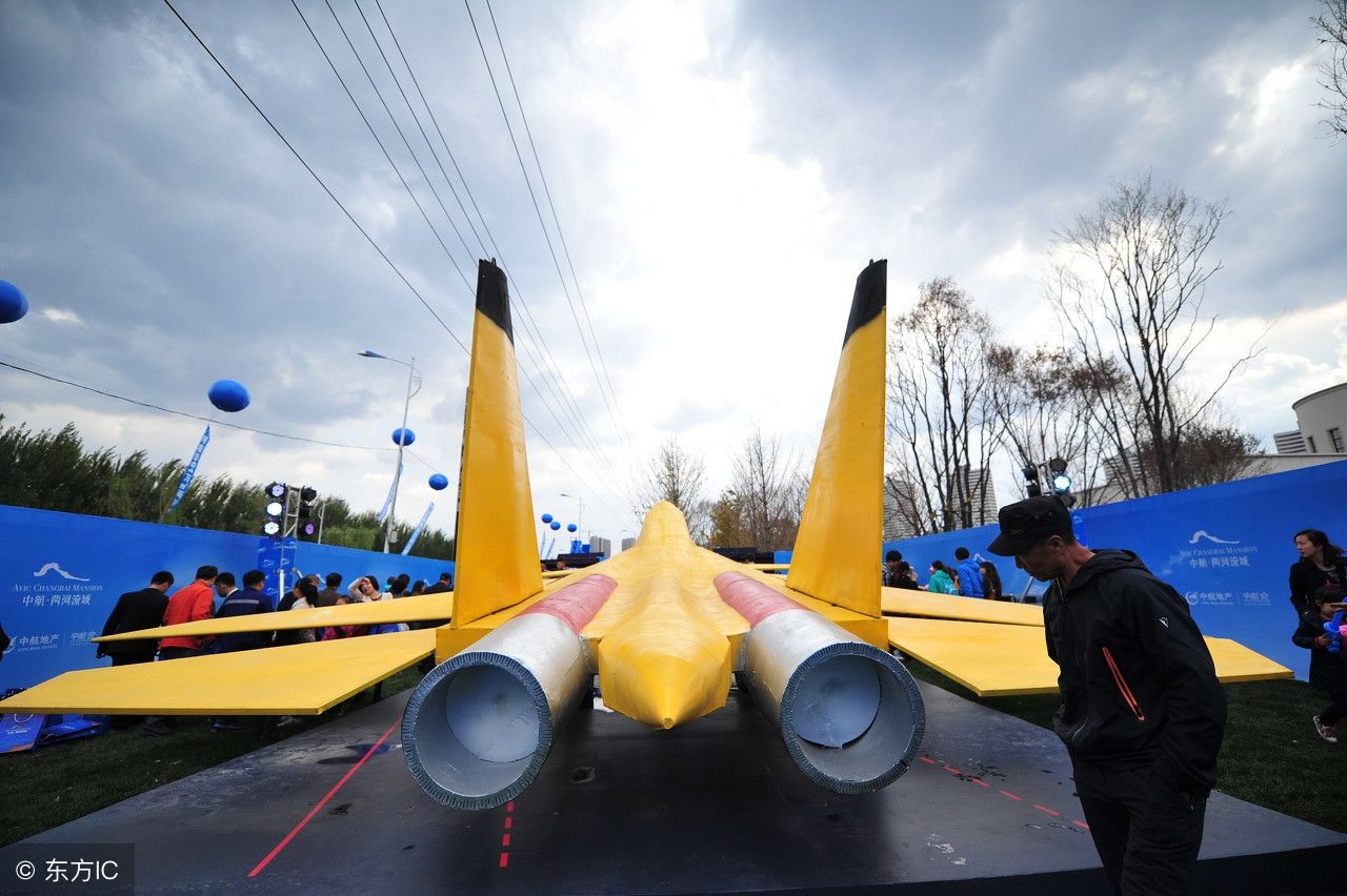 歼十五跟歼十六有什么区别?