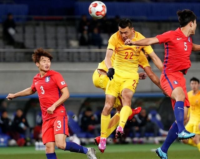 中国男足成绩不好,工资为什么那么高?