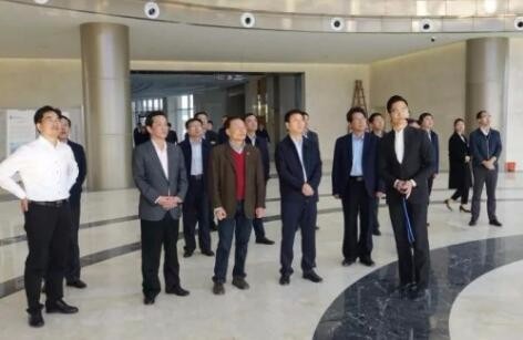 欧诗漫董事长_欧诗漫代言人(2)