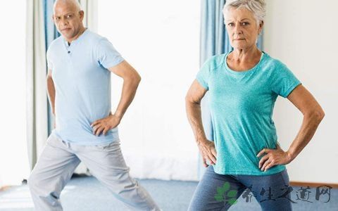 老人手很抽筋怎么回事