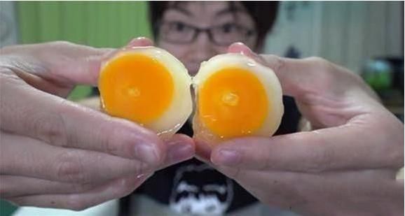 鸡蛋放冰箱里冷冻!只需要做这一步,就能成为夏