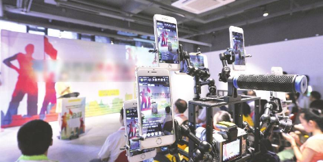 这八位被官方永久封禁的快手网红,天佑尽然第