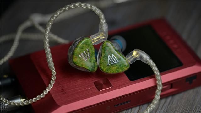 国产顶级定制耳机的新派老手试用无畏定制AC