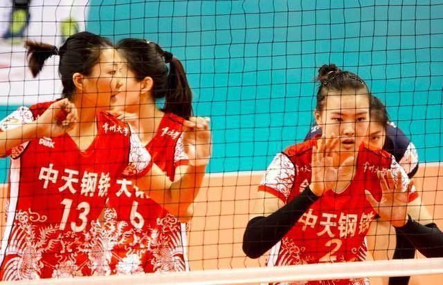 不公?江苏女排引援后强到没对手,上海辽宁因抢