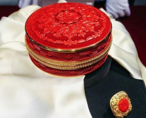 大国工匠孟剑锋:两度受命造国礼 手工錾刻百万次