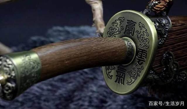 中国现存的6把古兵器,辘轳剑疑似穿越,第三把
