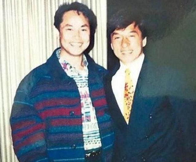 张子强赔了2亿还向他下跪,他因拍了一部电影,