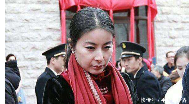 36岁郭晶晶满头白发,双眼几近失明,背后的原因