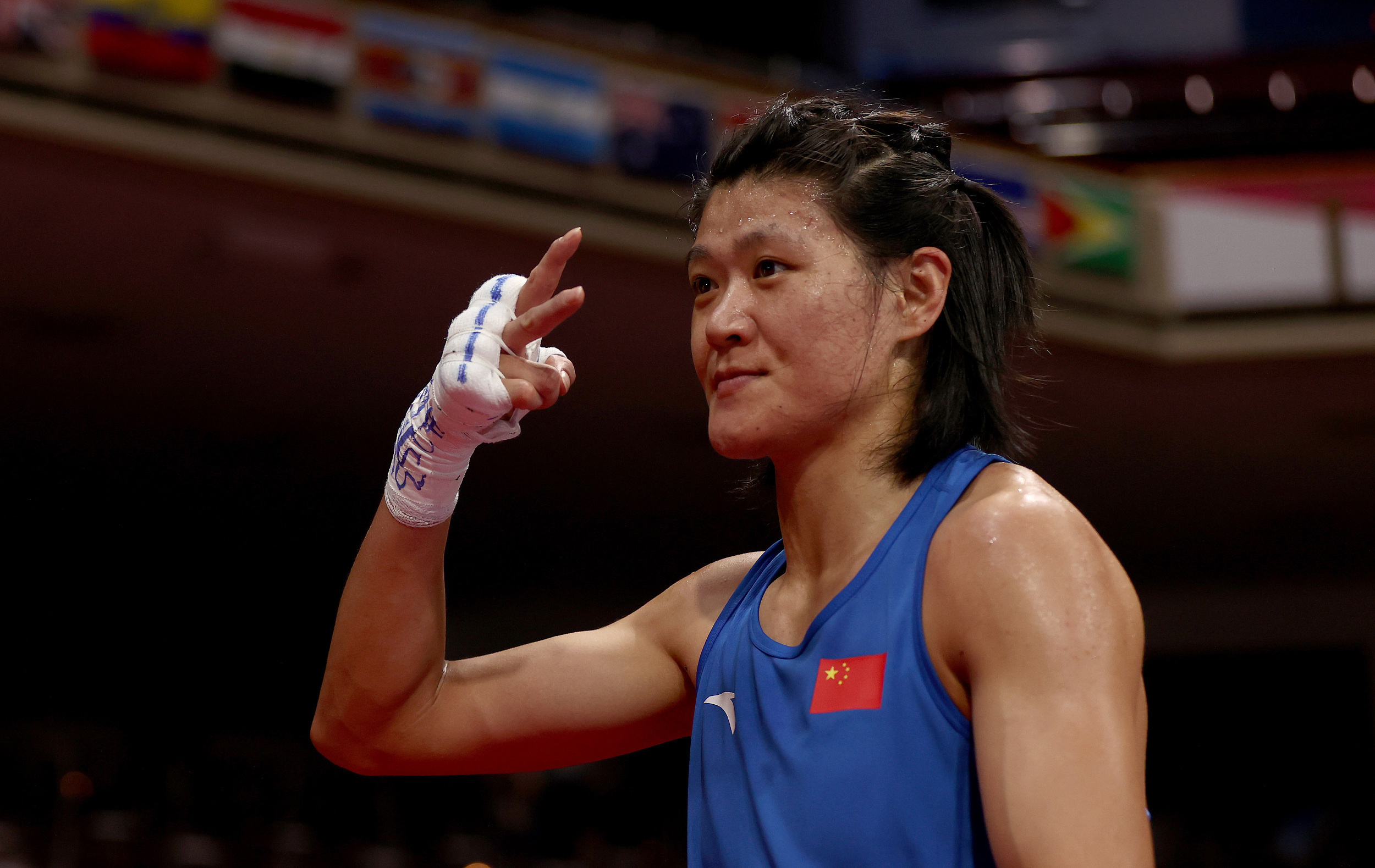 中国选手谷红晋级拳击女子69公斤级决赛!