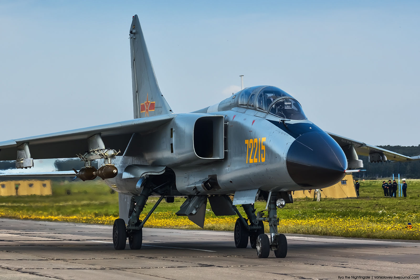 俄罗斯摄影师镜头里中国参加演习战机