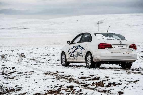 一台捷达进藏, 身后十几台丰田普拉多操碎了心