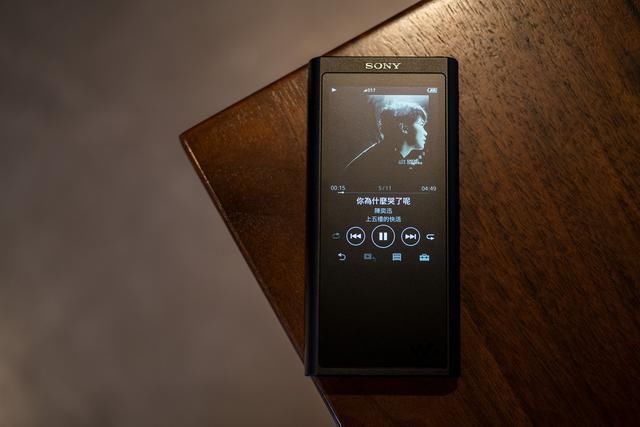 索尼NW-ZX300A:引领4.4 平衡口新热潮