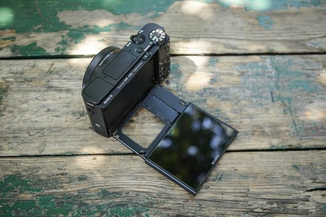 佳能、尼康单反相机都出了吧!索尼黑卡新机RX