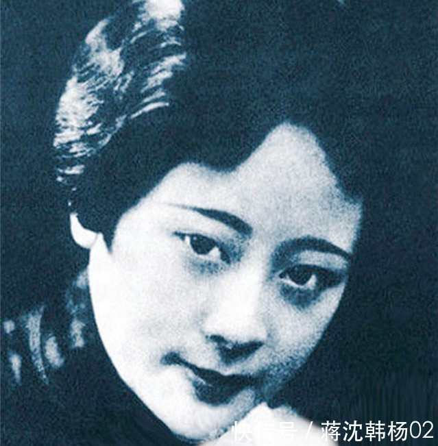 她是20岁民国千金,33岁部长对她一见钟情,抛弃首富女儿向她求婚