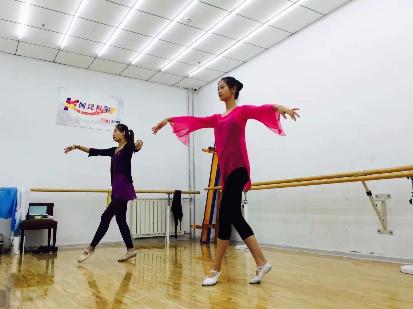 济南舞蹈艺考培训班 即可获赠专业艺考免费测