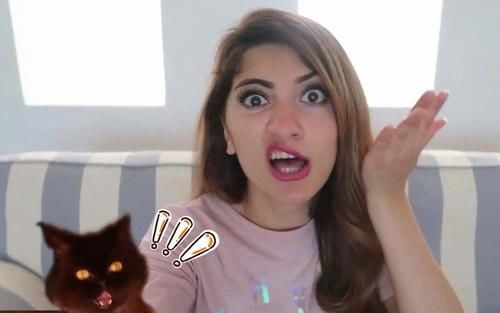 妹子,你没有衣服穿吗?怎么穿着铁皮做的盔甲,