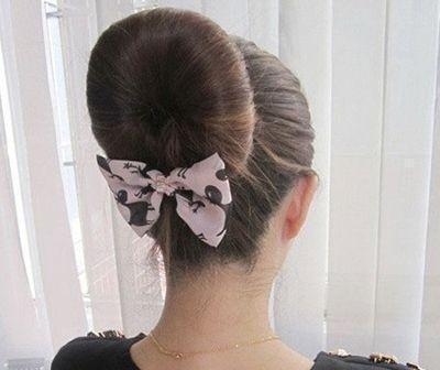 50岁女人时尚减龄盘发方法和步骤 50岁女人时尚减龄盘发方法和步骤