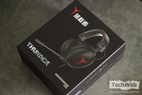 高颜值吃鸡利器 联想拯救者Thunder电竞耳机