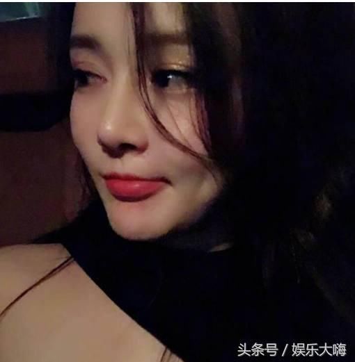 34岁冉莹颖不卸妆就运动,身材好到难以想象已