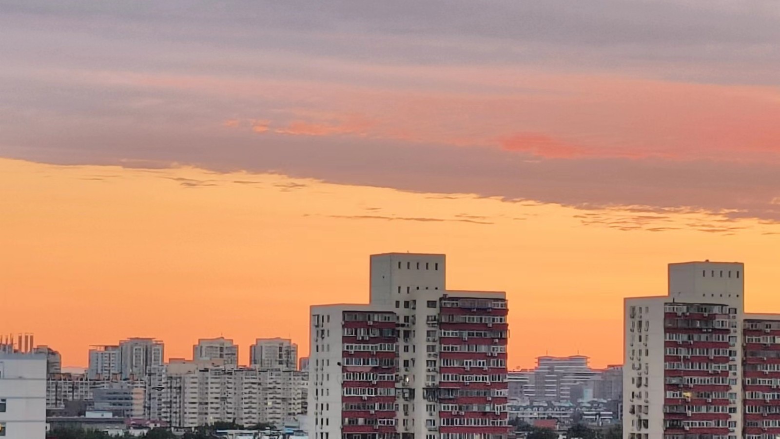 今日天气晴好 最高气温26℃ 今日天气晴好 最高气温26℃