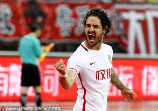 权健帕托双方对续约前景乐观 只待新帅点头即