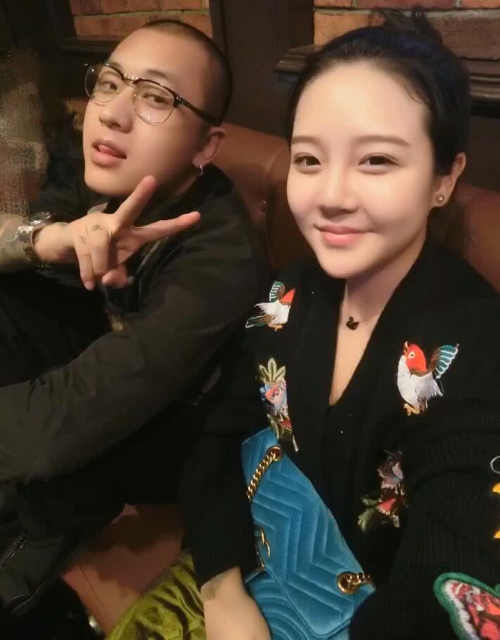 快手网红方丈老婆公布老婆账号,一夜之间粉丝