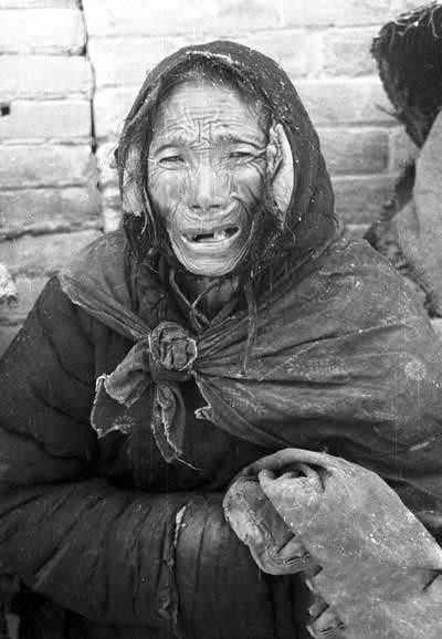 1942年大饥荒真实老照片,每张都让人潸然泪下