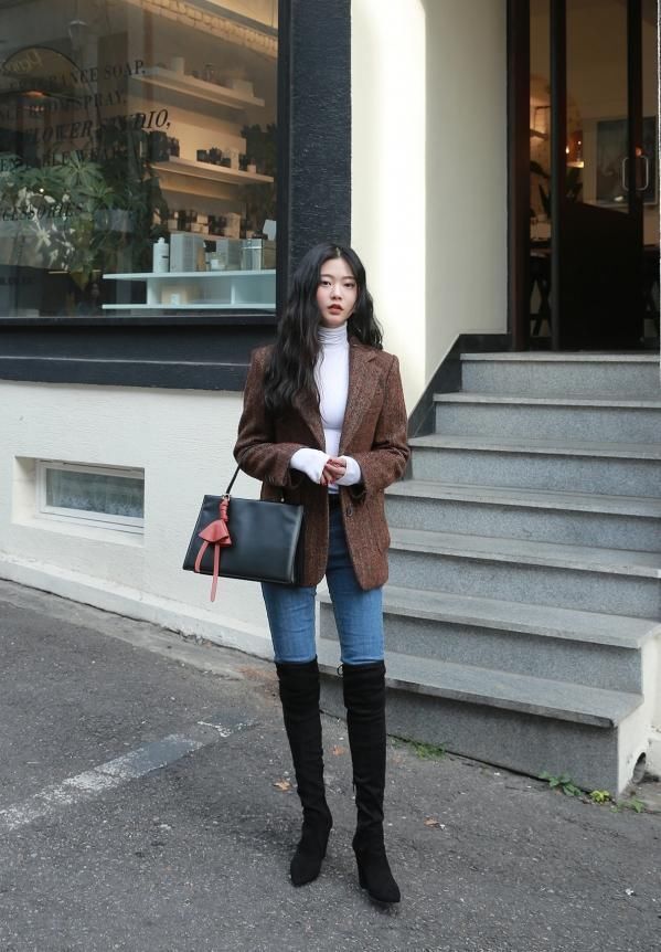 冬天穿的长筒靴别这么快收起来!教你打造春季