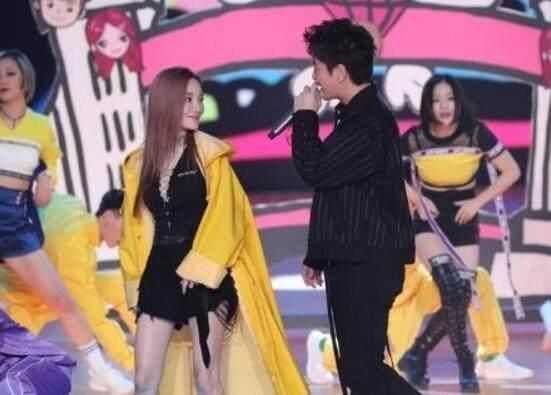 重口味的李小璐居然喜欢PGone,看到PGone的