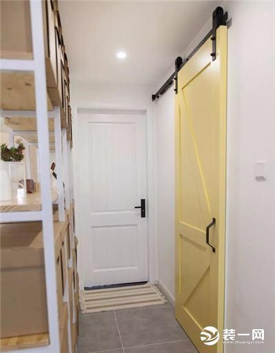 昏暗房变身北欧房 重庆小两口80二手房装修