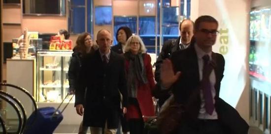 中美开始新一轮谈判 美国贸易代表团抵达北京