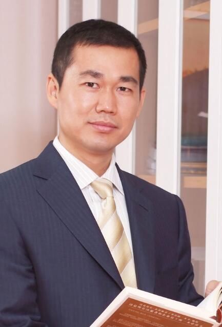 农家娃到坐拥168亿富豪,仿制义乌大喇叭起家