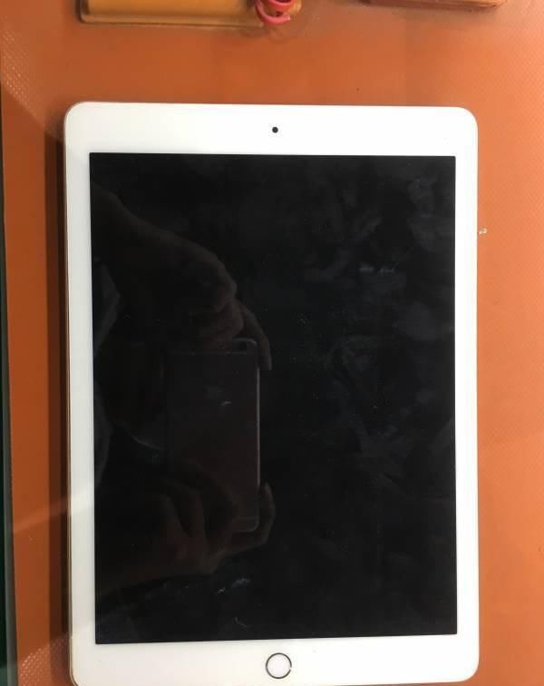 ipad air2刷机无法激活,这是那里出问题呢?你手