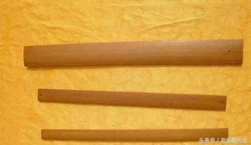 古代没有卫生纸,古人上完厕所后用什么擦屁股