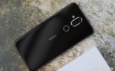 良心骁龙710手机正面对刚,魅族X8和诺基亚X7