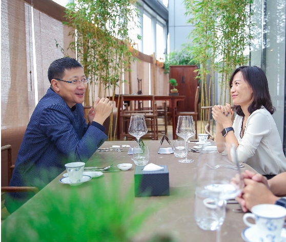 与沈南鹏对话,她说:公益是初衷,得到这样的回馈是无价的