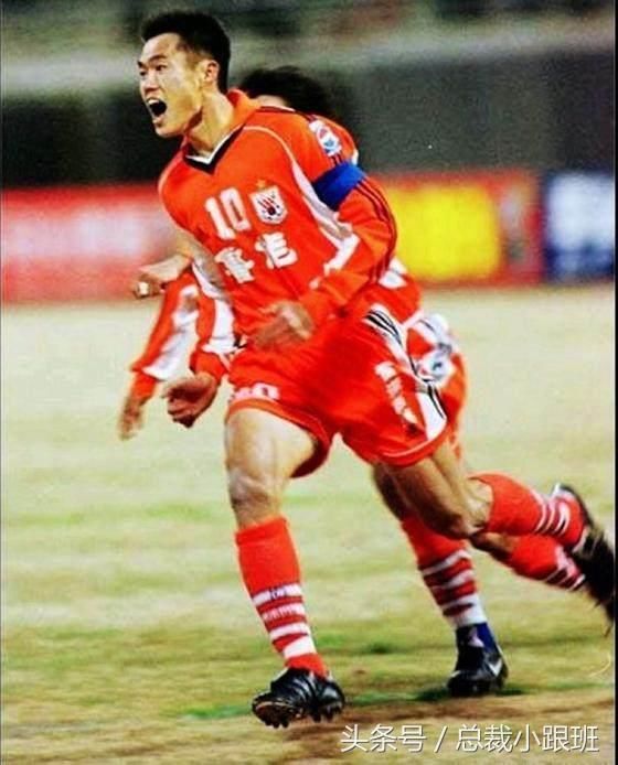 中国足球最强10大前锋排名,以后谁还敢说国足