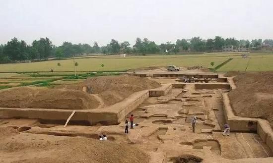 香港版中国历史地图,你能找到不同点吗?