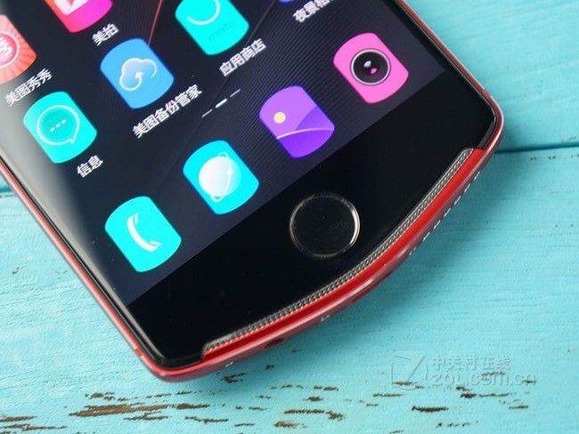 美图(meitu)t8s智能机(莫奈粉 128g 自拍美颜) 苏宁易购3445元(赠品)