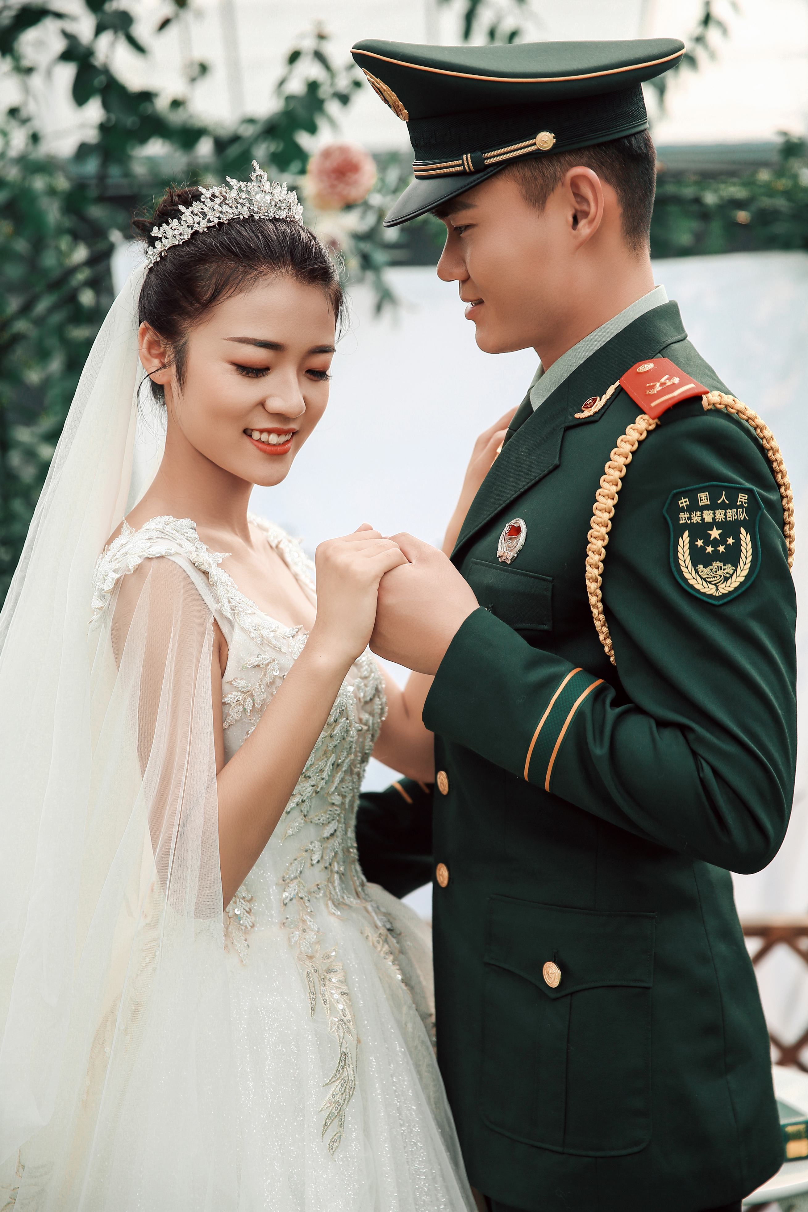 兵哥哥"七夕"告白 @军嫂 请查收!