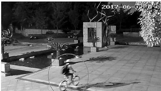 经理报案称蛋糕店被盗万余元 经查是他贼喊捉贼 经理报案称蛋糕店被盗万余元 经查是他贼喊捉贼