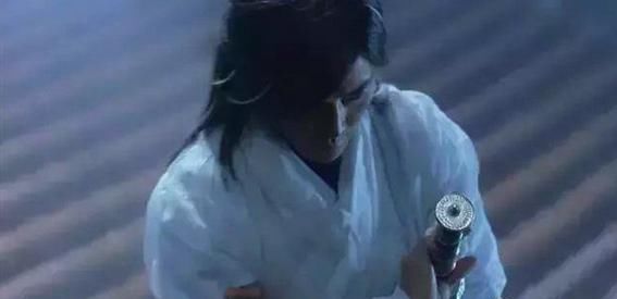 让昆山龙哥倒下的或许是正义吧